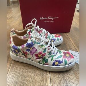 NEW Salvatore Ferragamo sneakers 39 US 9 floral leather shoes